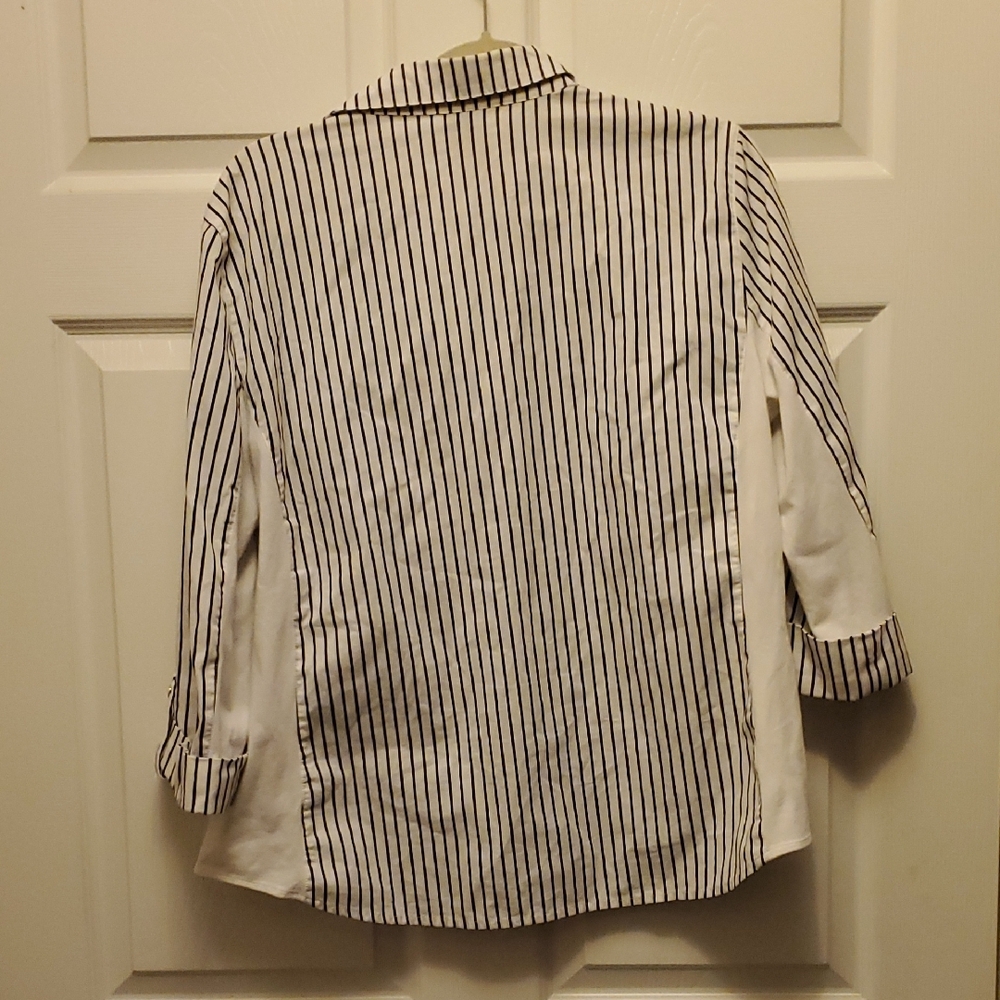 Anne Klein Button Down Shirt - Picture 4 of 6